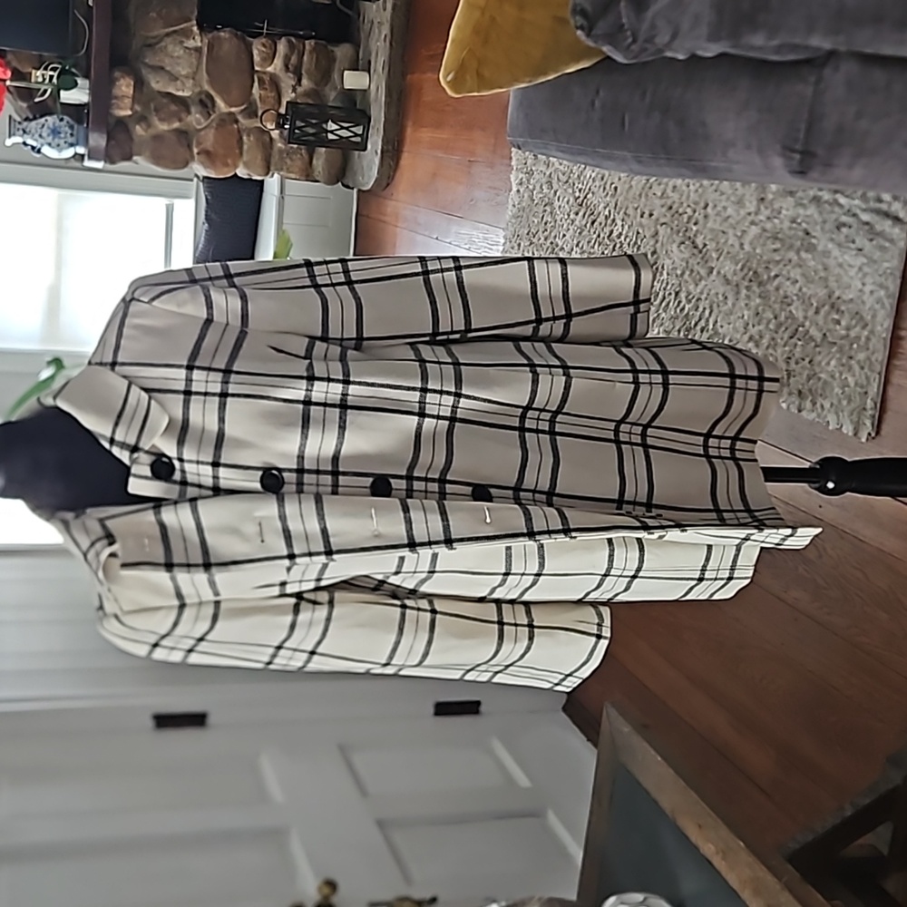 Plaid button down coat